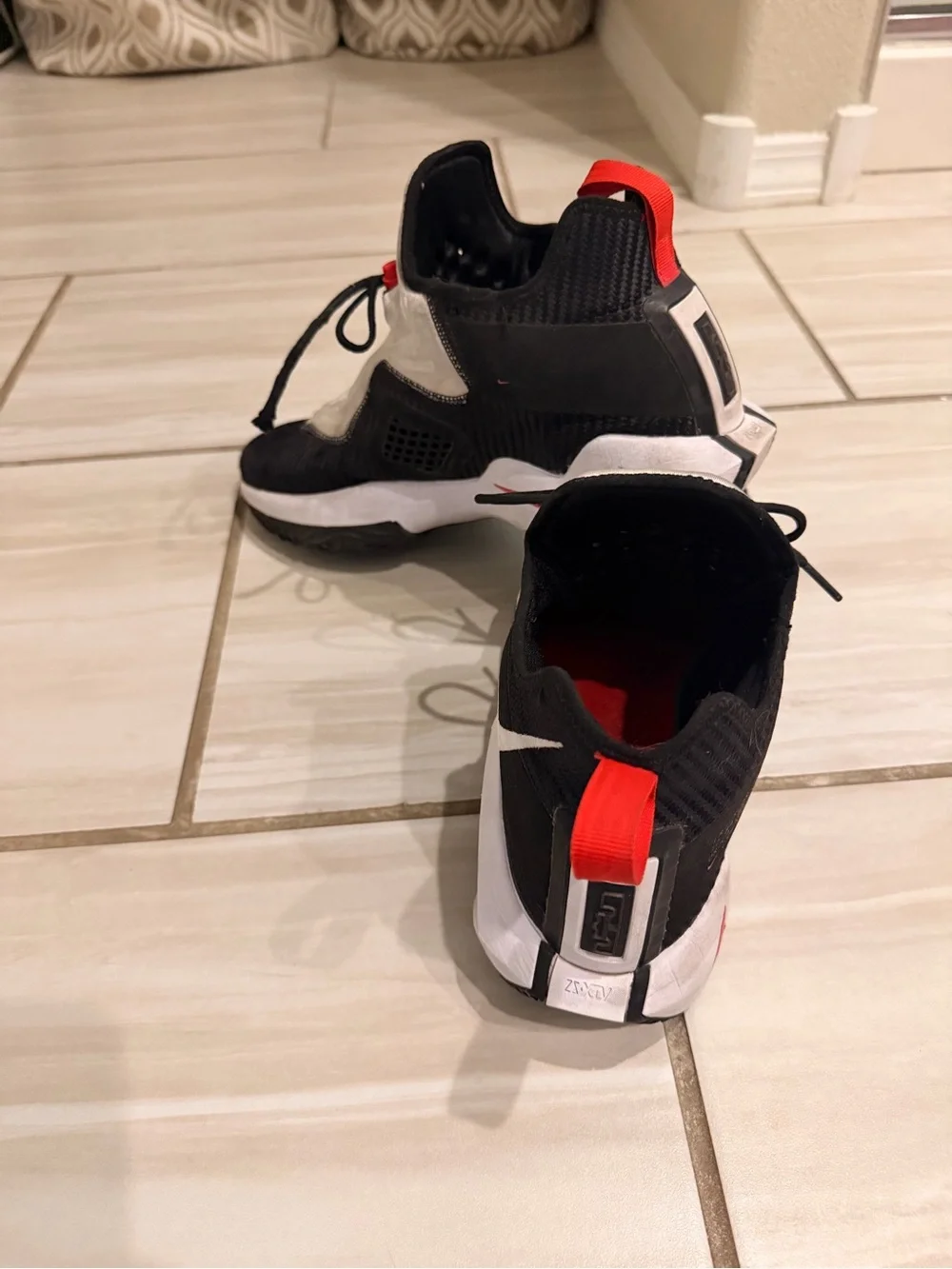 Men’s LeBron James Nike Black, White & Red High-Top Sneakers